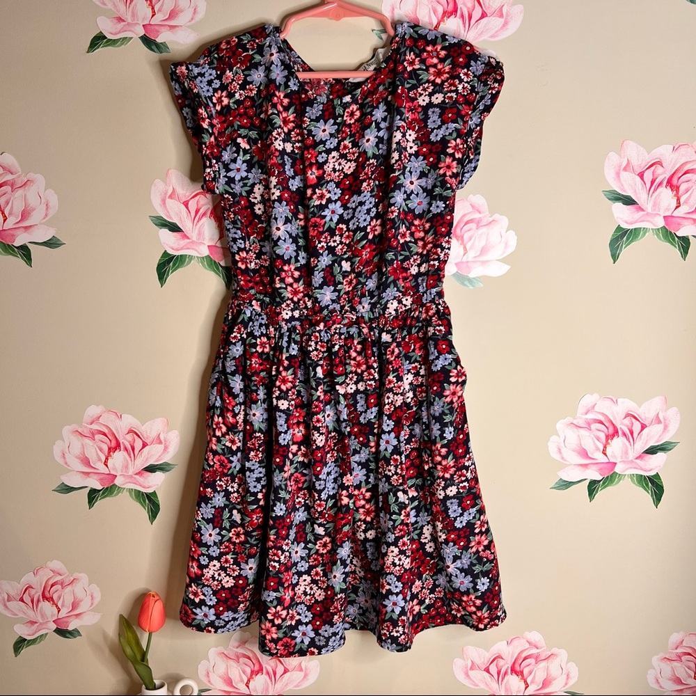 H&M Ditsy Floral Dress 💕E-13